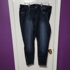 Torrid Dark Wash Skinny Jeans